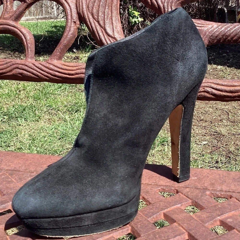 Via Spiga Vero Cuoio Platform Slip On Black Suede Leather Round Toe Ankl…